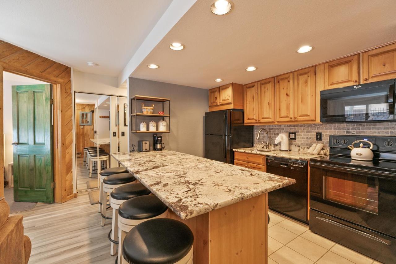 Trails End Starry Night Condo - Downtown Breck, Ski In-Out Breckenridge Exterior foto