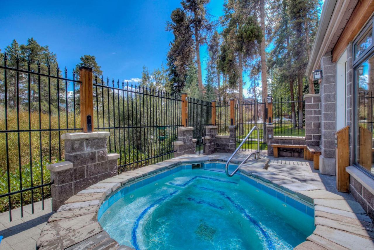 Trails End Starry Night Condo - Downtown Breck, Ski In-Out Breckenridge Exterior foto