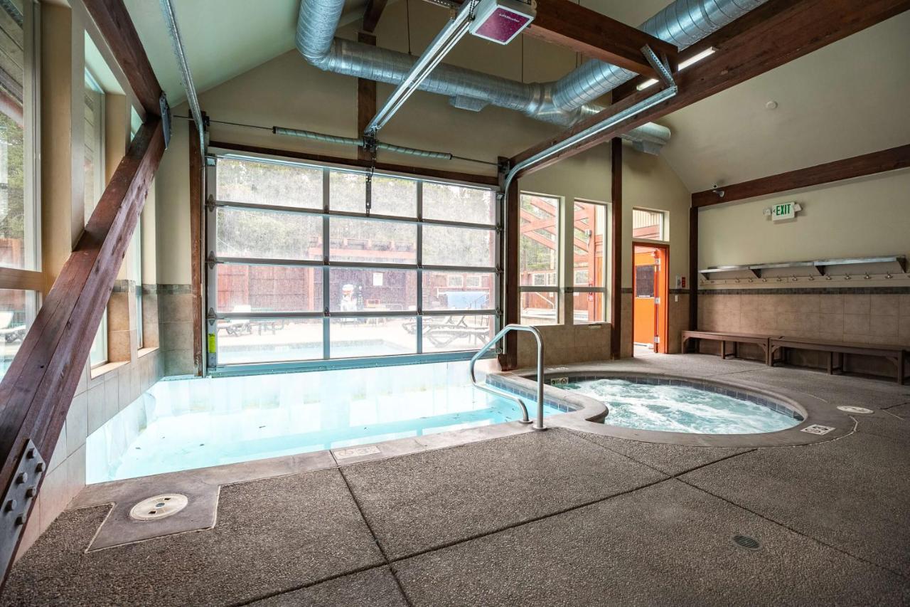 Trails End Starry Night Condo - Downtown Breck, Ski In-Out Breckenridge Exterior foto